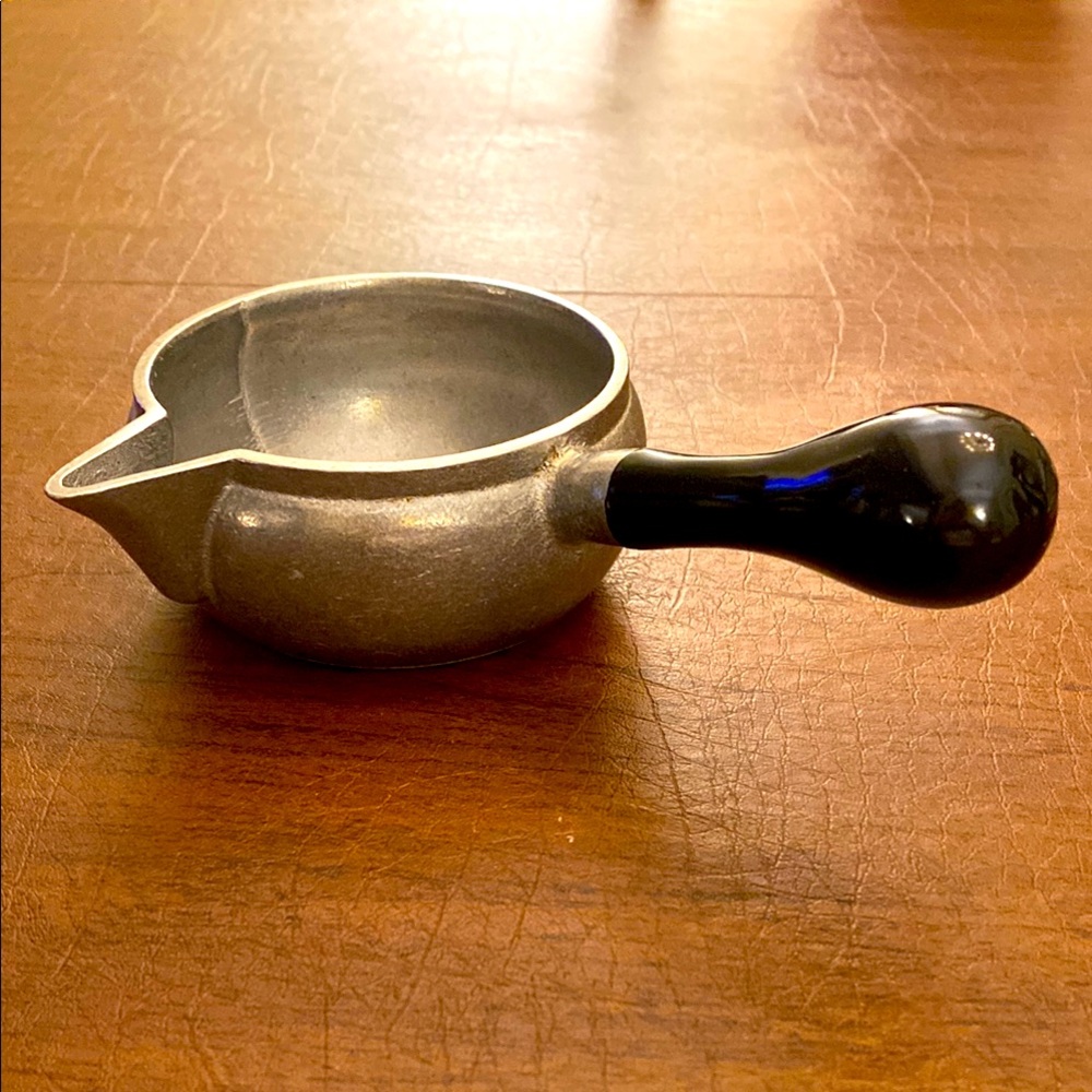 Wilton Armetale Pewter Gravy Boat • Pouring Spout • Black Handle• Like New